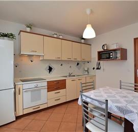 3 bedroom villa with pool near Poreč, sleeps 6